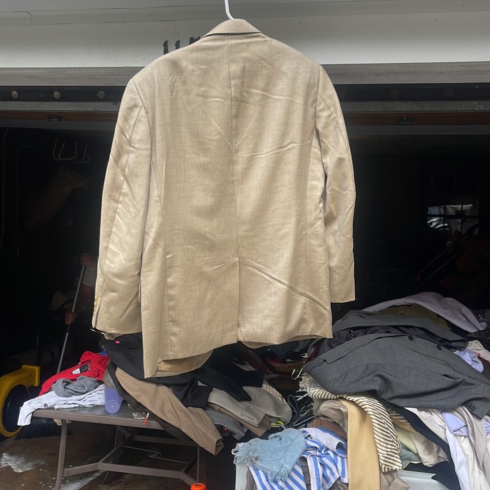 jacket - Picture 3 of 4